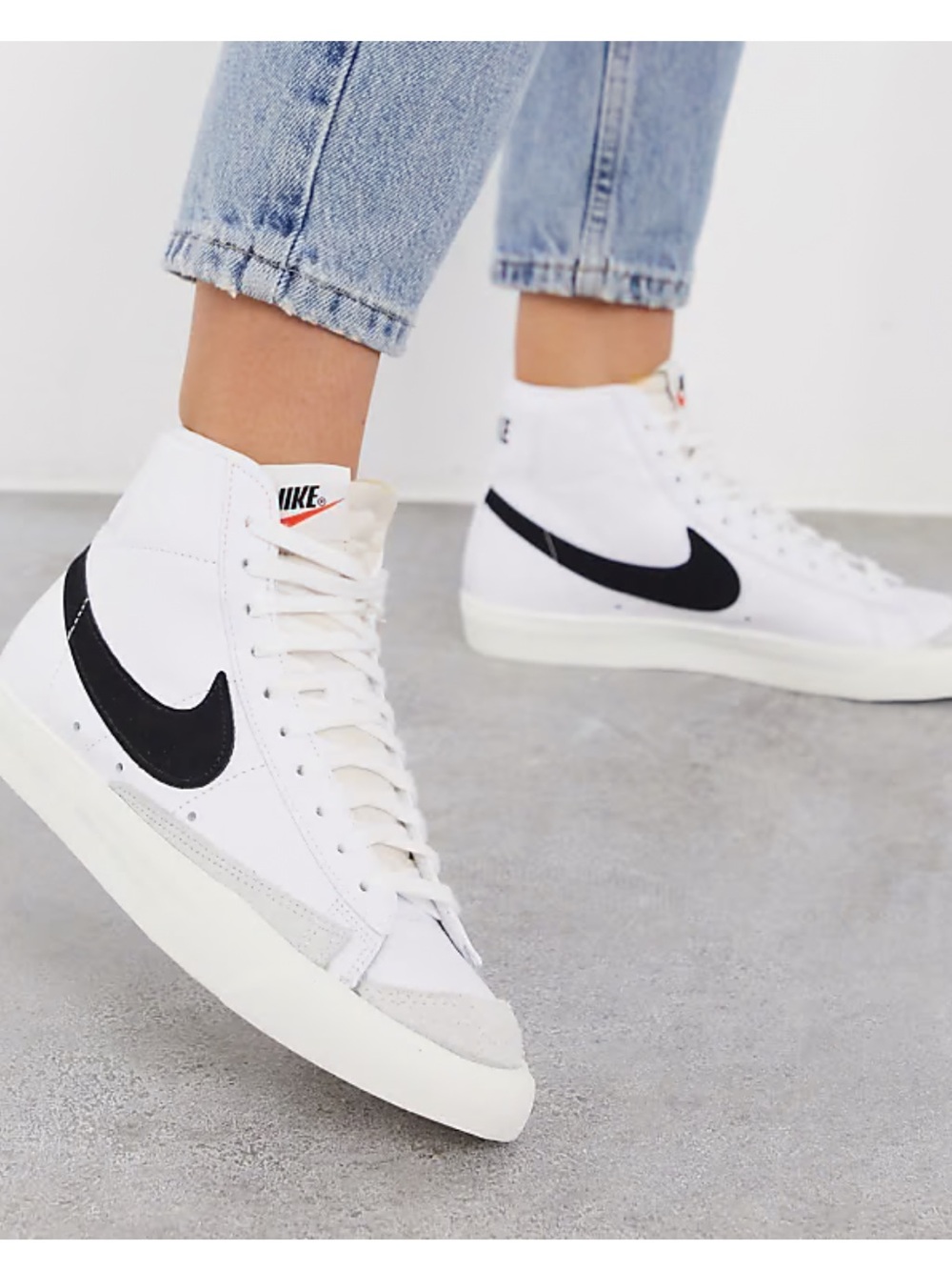 Nike Blazer Mid vintage women size 7 High-Top Sneakers - White & Black